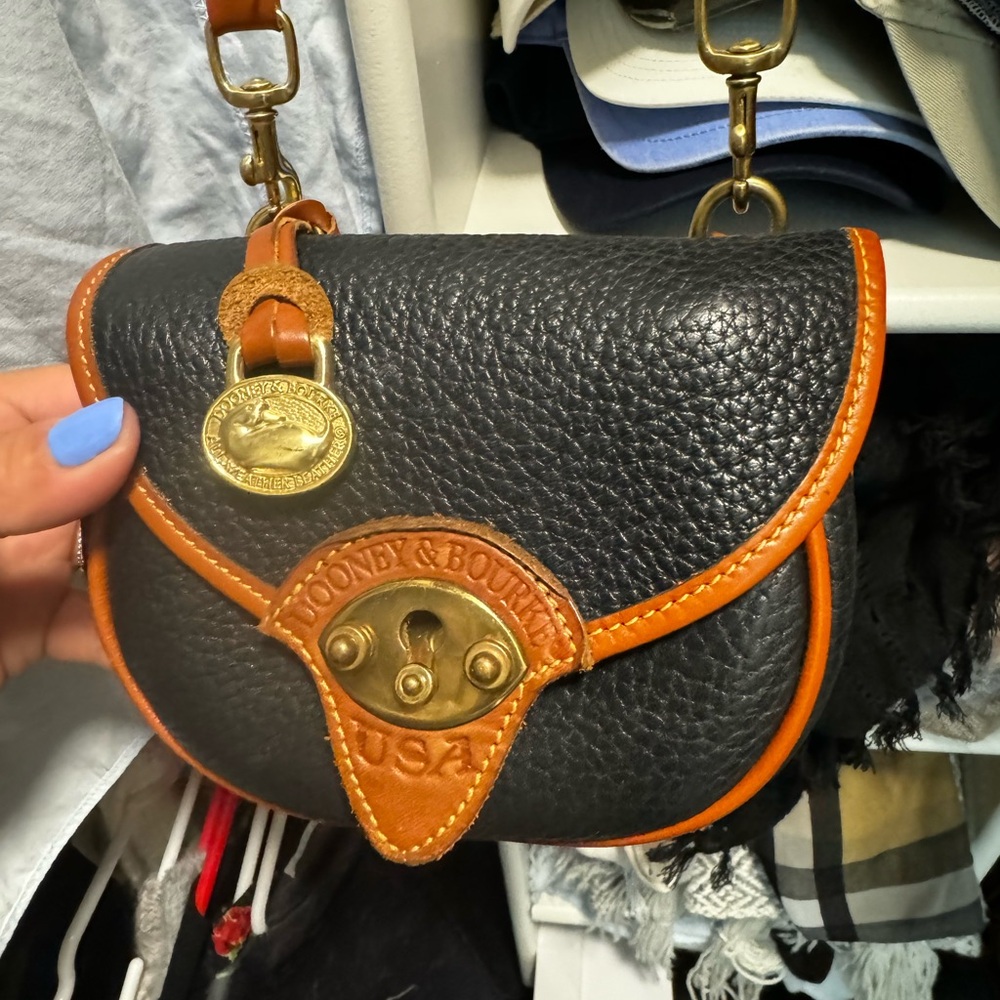 Dooney and Bourke Crossbody, vintage leather
